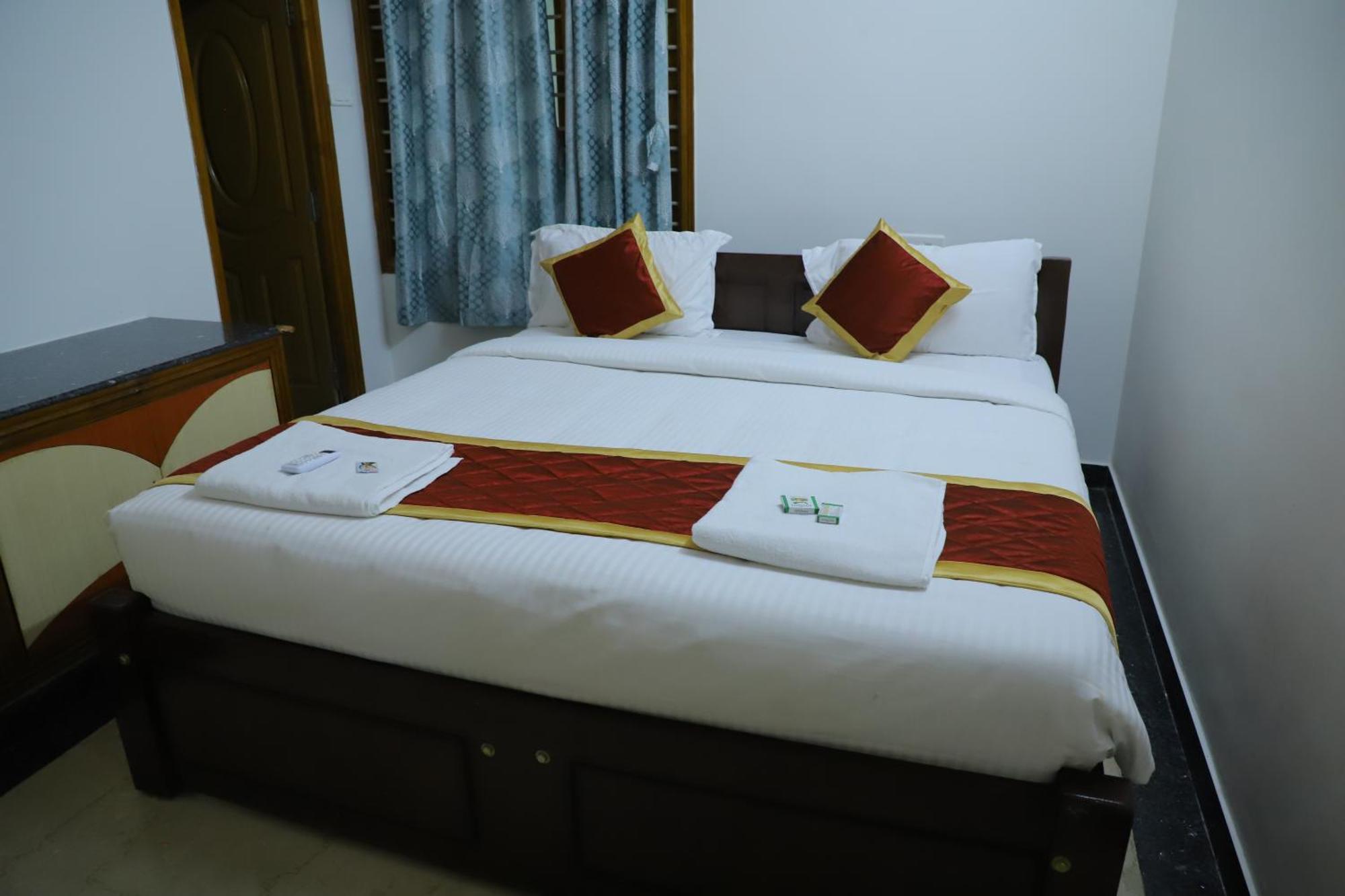 Nanda Mohan Homestay- Luxuries Ac Apartment Close To Alipiri Foothills-Kapila Teertham And Iskcon Temple Tirupati Esterno foto