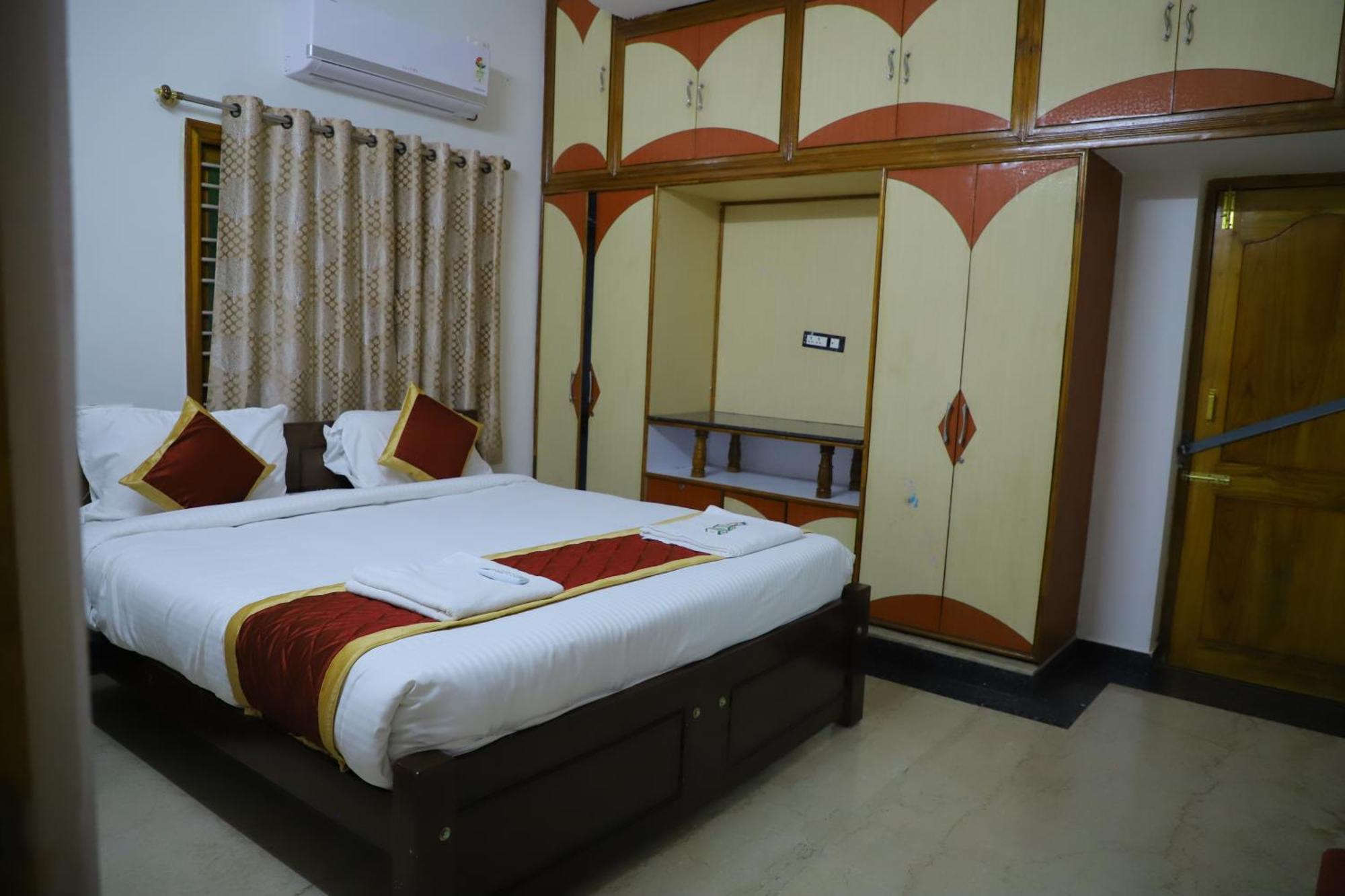 Nanda Mohan Homestay- Luxuries Ac Apartment Close To Alipiri Foothills-Kapila Teertham And Iskcon Temple Tirupati Esterno foto