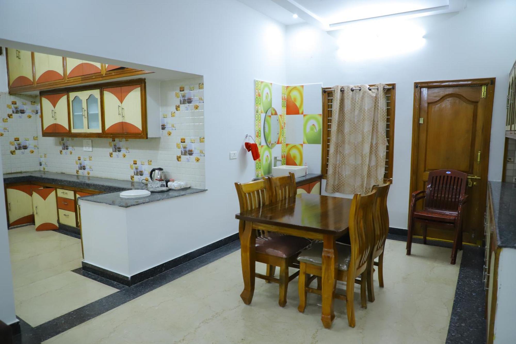 Nanda Mohan Homestay- Luxuries Ac Apartment Close To Alipiri Foothills-Kapila Teertham And Iskcon Temple Tirupati Esterno foto